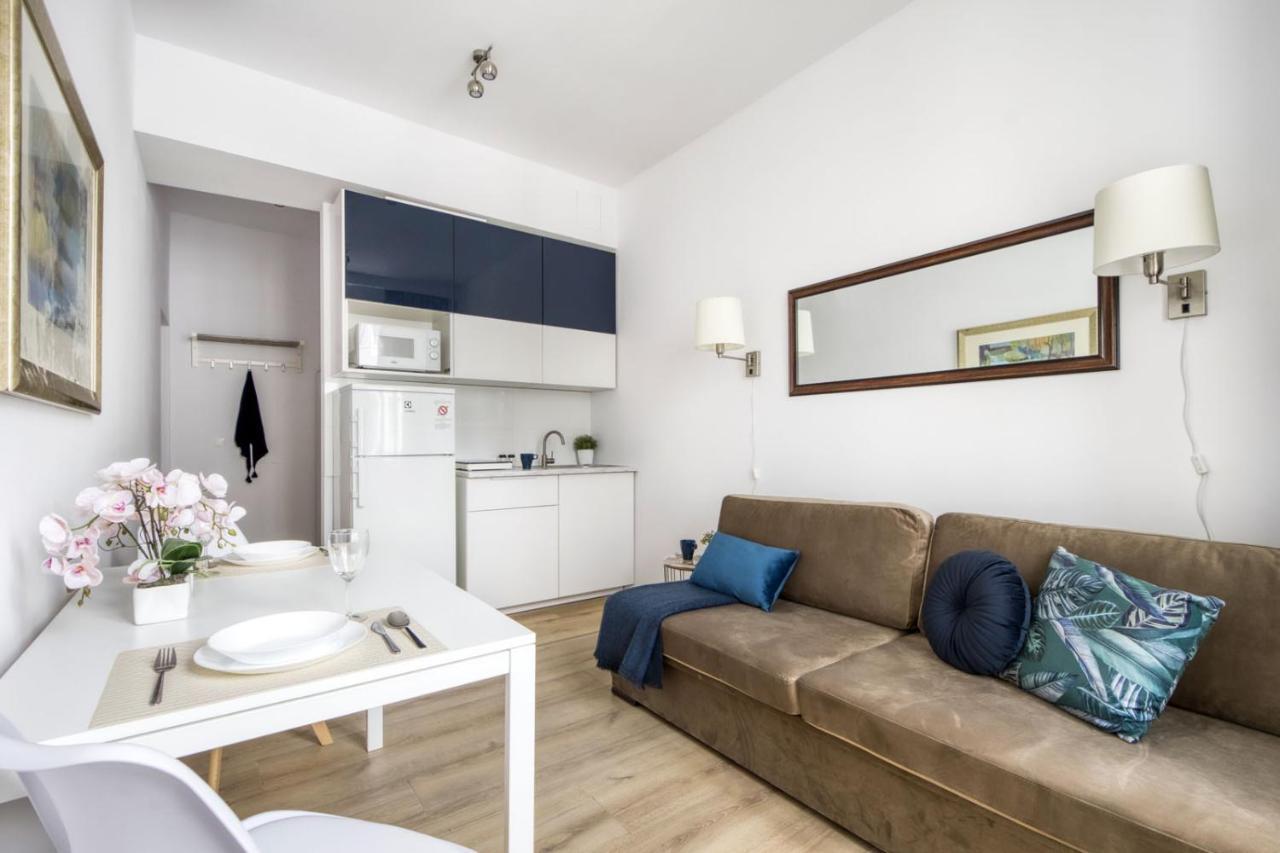 23 Unit Miniapartments Warszawa Lotnisko Okecie Fajne Ministudio Przy Bitwy Warszawskiej Extérieur photo