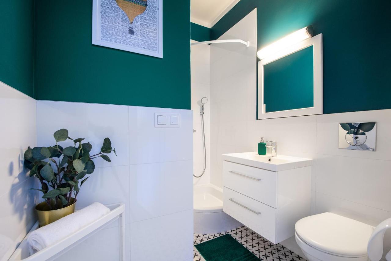 23 Unit Miniapartments Warszawa Lotnisko Okecie Fajne Ministudio Przy Bitwy Warszawskiej Extérieur photo